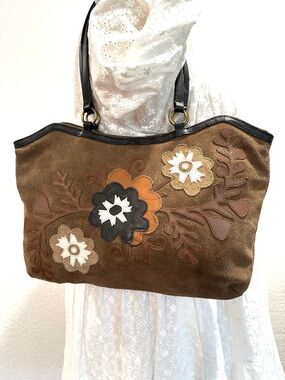 Vintage Y2K Boho Brown Suede Shoulder Bag Leather Flower accents Art to Wear Med